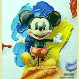 PIGMENT MICKEY Figurine - Boundless Creativity Series Authentic POPMART